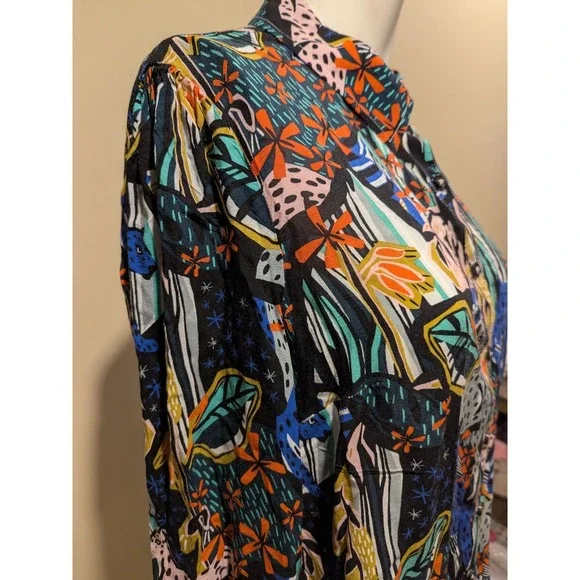 Anthropologie Margaret Jeane Leopard Top Size 6 Buttons 3/4 Sleeves Flaw - Picture 4 of 16